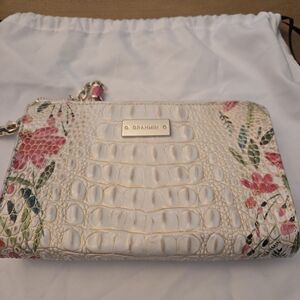 Brahmin White Daisy Melbourne Floral Crocodile Embossed Leather Clutch Wristlet